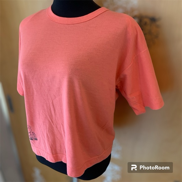 Women’s Vintage 80s Cropped T-Shirt Long Sleeves With Shoulder Pads Salmon Pink - Picture 3 of 14